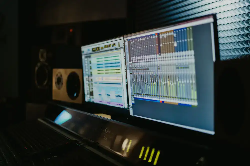 Software mixer and streaming software on a monitor